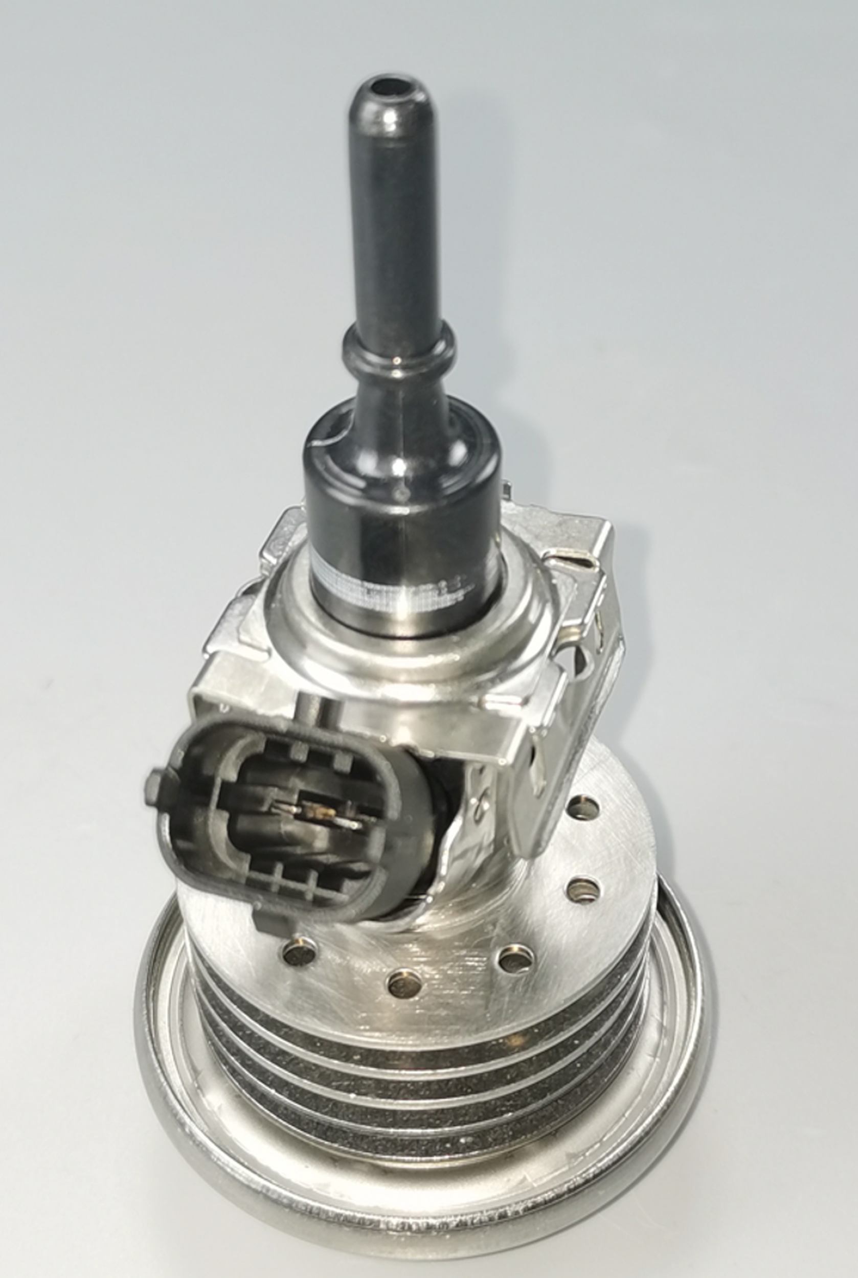 AE20657779