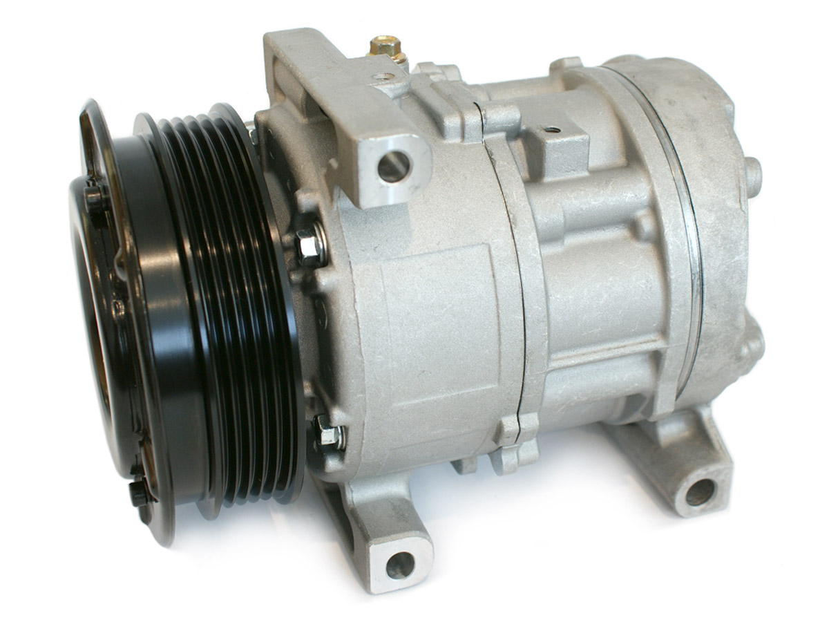 EKL34715